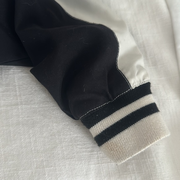 Varsity jacket • zip up - Picture 6 of 6